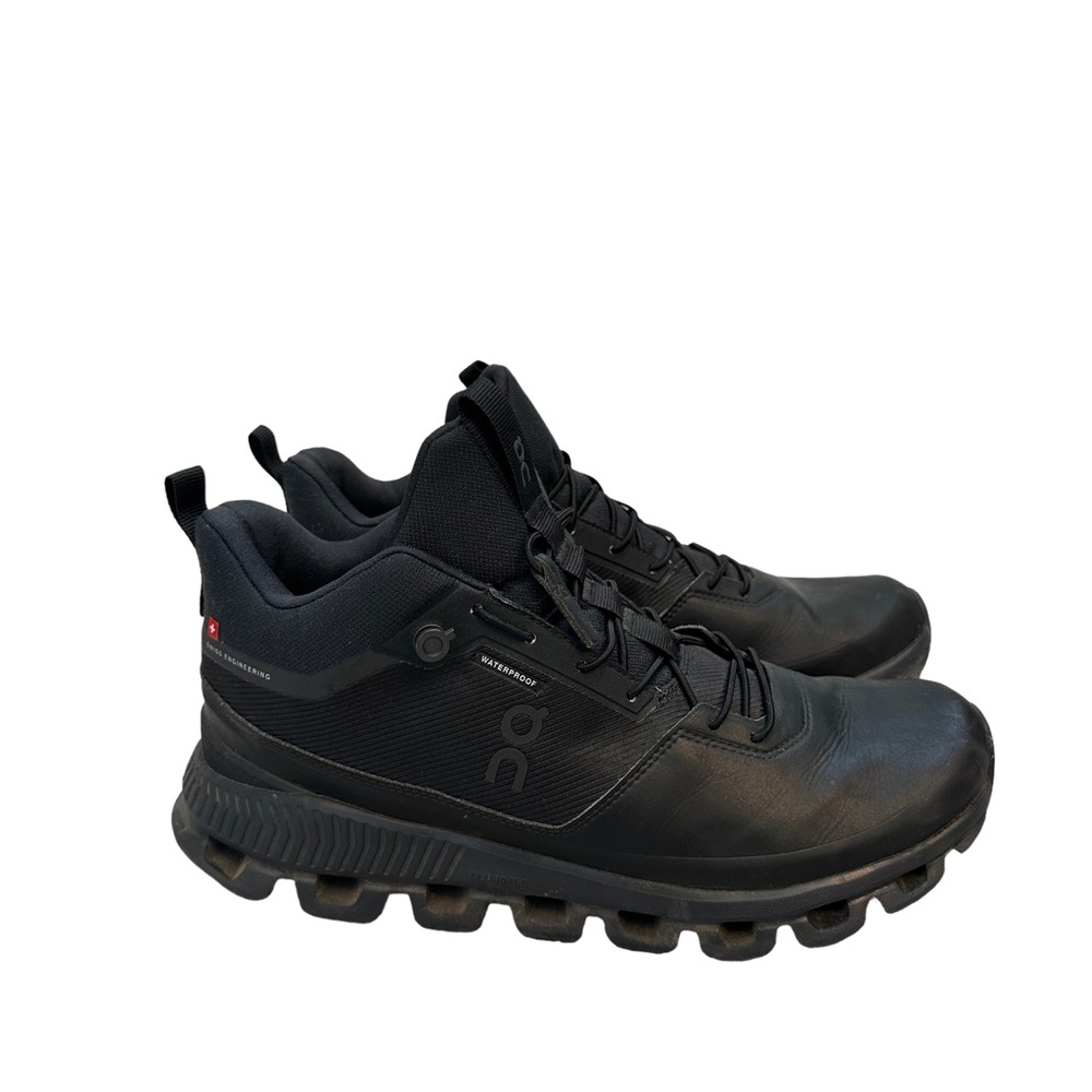 NWOT On Cloud Boots